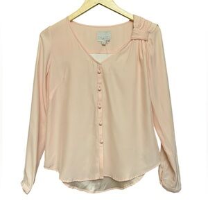 NWT ROCHELLE BEHRENS ‘The Shirt’ 100% Silk Button-Down Top Fanned Shoulder